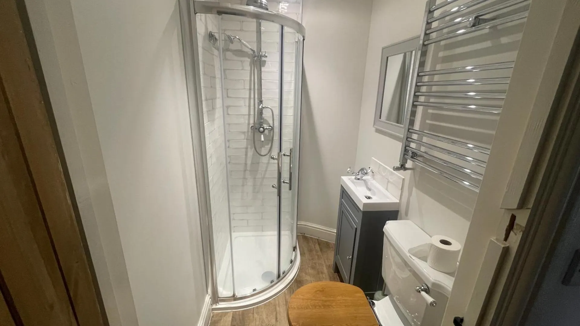 Charming Cottage Near Airport Yatton 0*,  United Kingdom